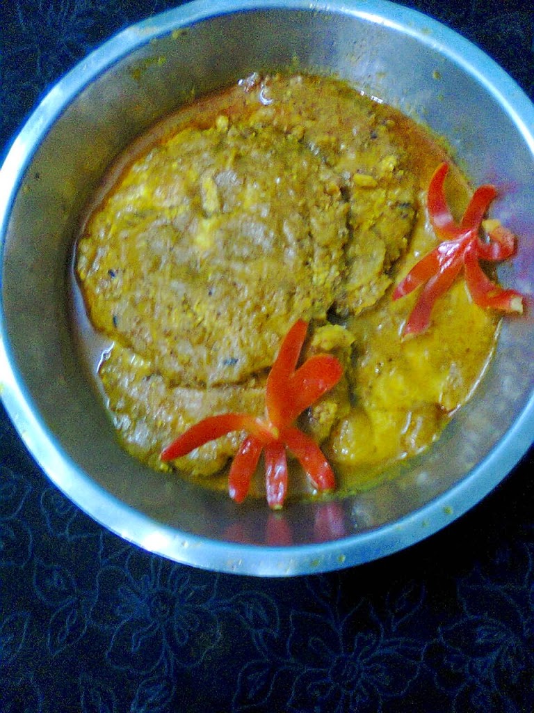 Fish Egg (Roe) Curry / Fish Egg Omelette In Gravy. - Cookingenuff