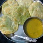 Green Peas Stuffed Fried Bread/ Bengali Karaishuntir Kochuri