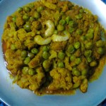 Cauliflower With Peas/Gobi Matar/Fulkopi- Karaishuntir Gravy