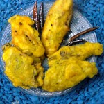 Crispy Banana Flower Fritters / Bengali Mocha Bhaja.